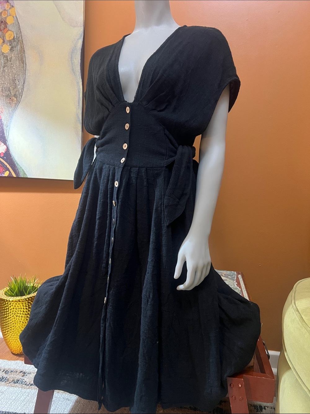 Free people Black Button-Front Midi Dress. Sm.